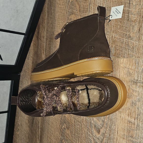 Cole Haan Chukka Bootie Warm Comfort Shoes Size 6.5 New - Picture 3 of 12